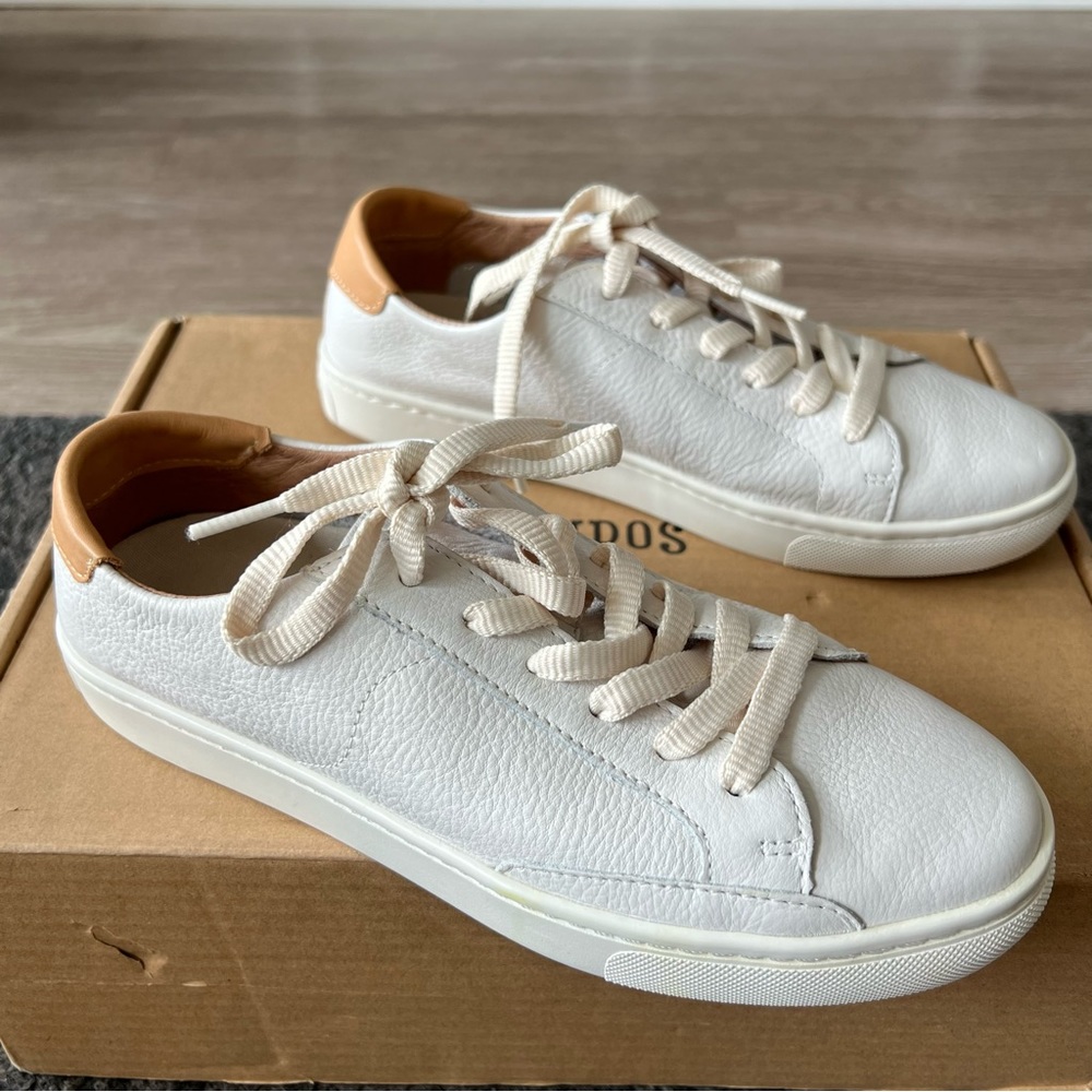 Anthropologie soludos ibiza leather sneakers new with a little flaw